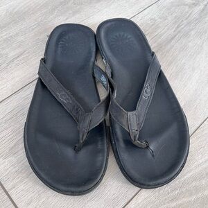Uggs Men’s Black Leather Flip Flops Size 8